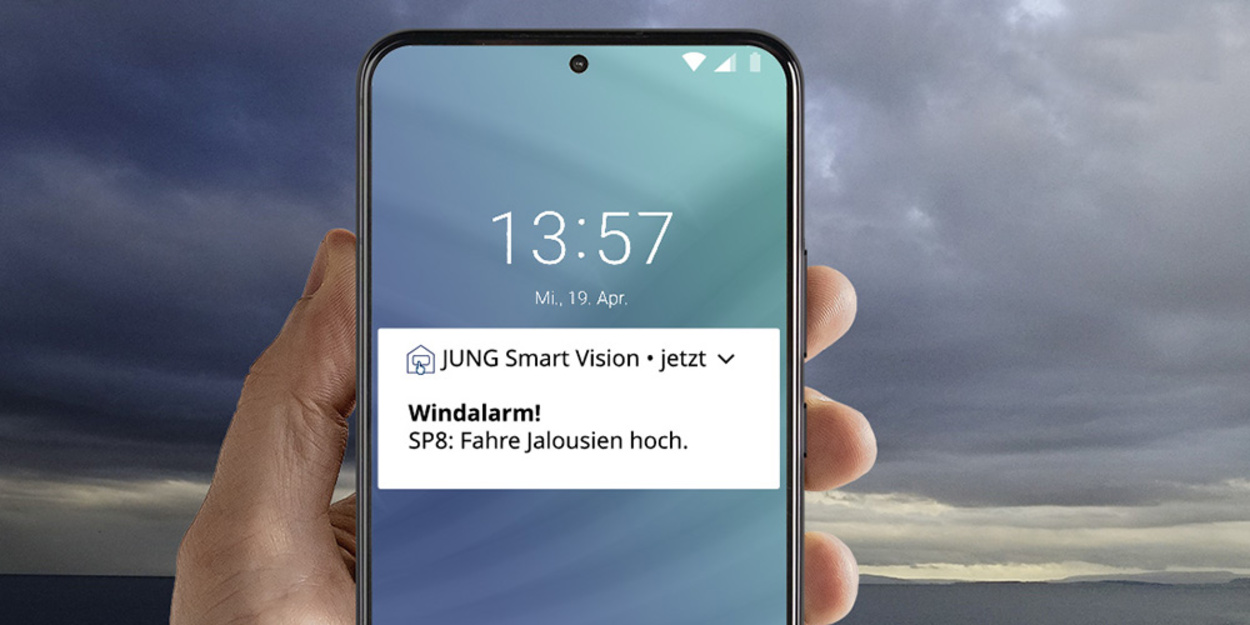 JUNG Smart Panel 8 bei Elektro Gernert in Rödelsee